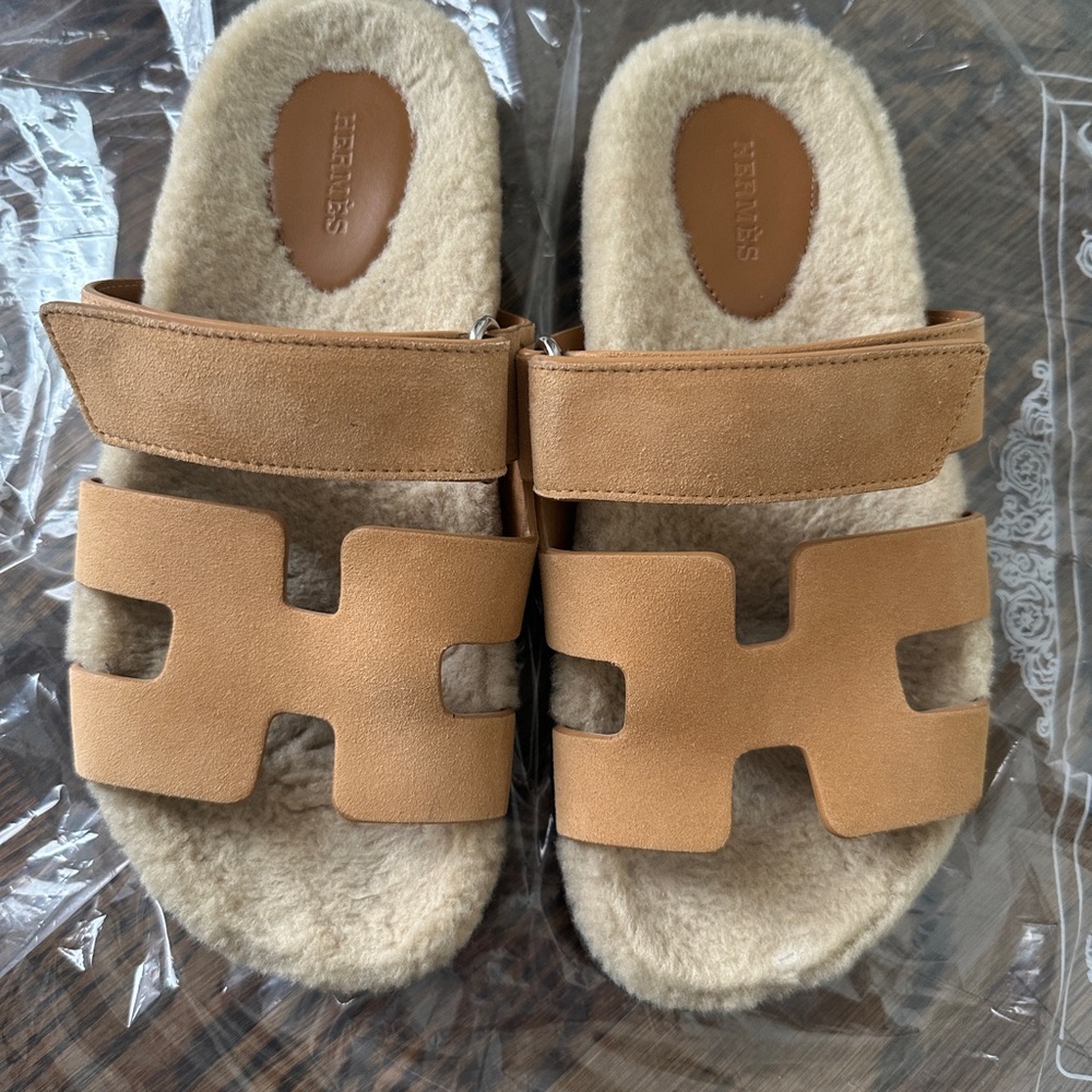 Hermes Chypre shearling sandals